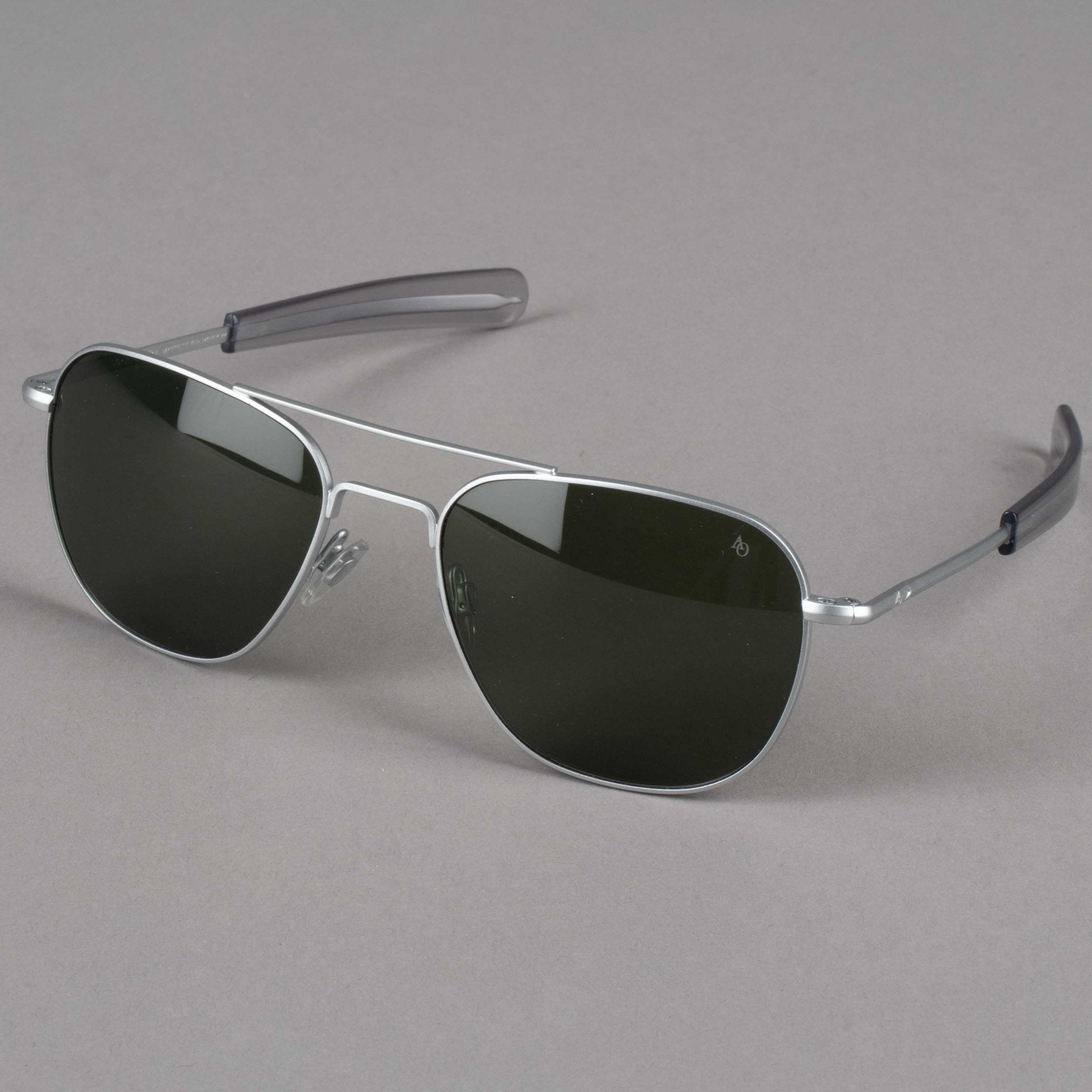AO Eyewear "The Original Pilot" Lunettes de soleil - Argent (mat)Lunettes de soleilBritish Parts Luzern
