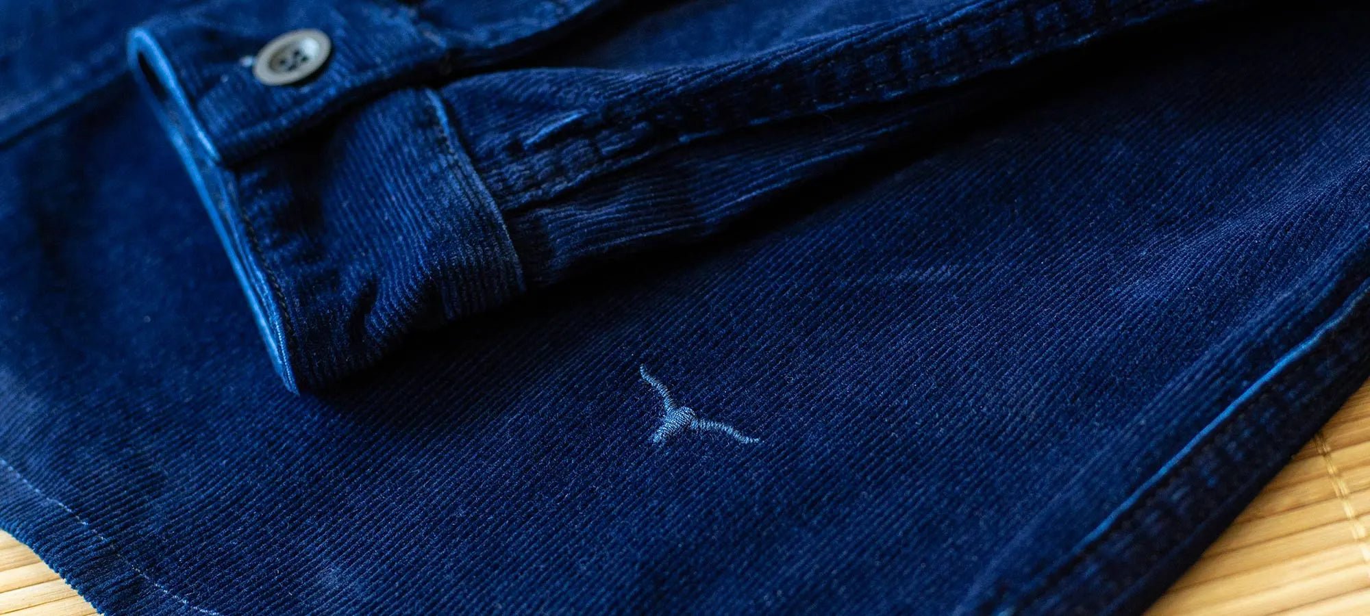 Survêtement BenzakScout Indigo CorduroyChemiseBritish Parts Lucerne