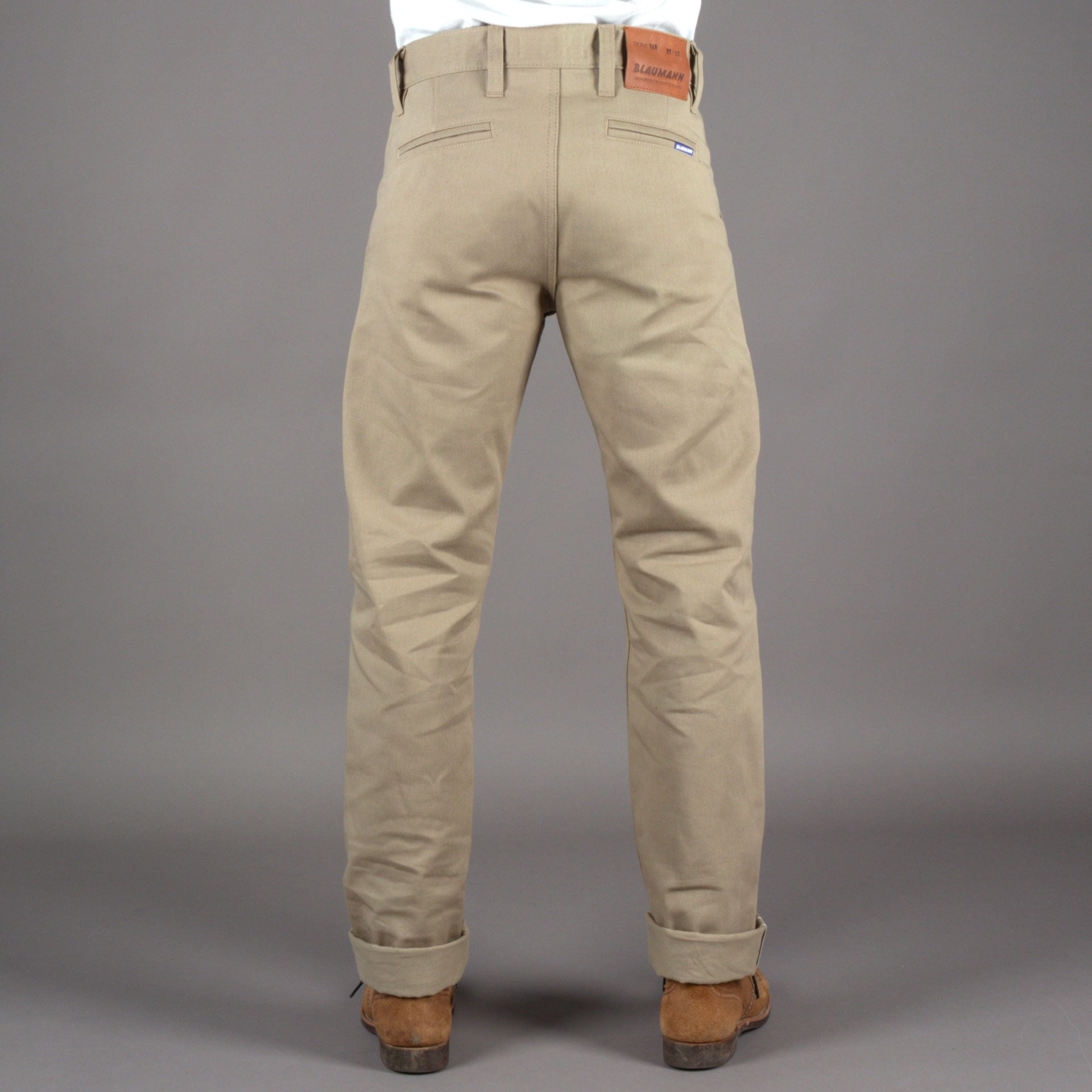 Pantalon en jean bleuPantalon en jean beige SelvagePantalonsBritish Parts Lucerne
