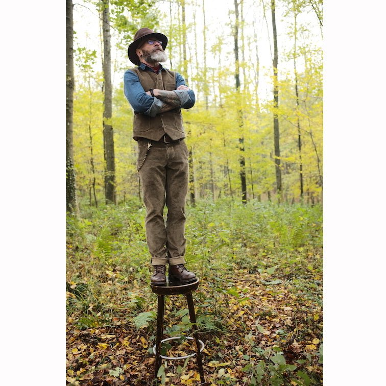 Pantalon en jean bleuPantalon en velours côtelé beigePantalonsBritish Parts Lucerne