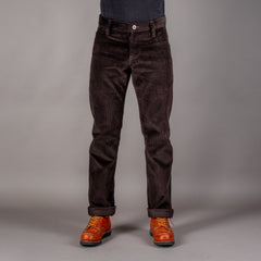 Pantalon en jean bleuPantalon en velours côtelé marron foncéPantalonsBritish Parts Lucerne