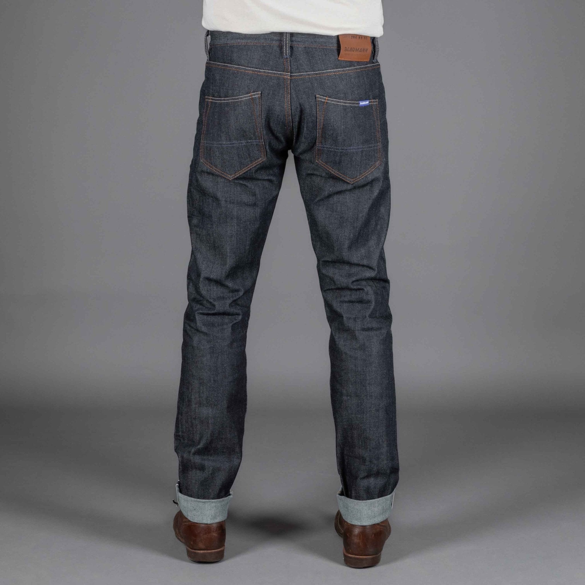 Pantalon en jean à manches bleuesPantalon en jean à manches bleues extra-étroit - Selvage blanc 12.5 ozPantalonBritish Parts Luzern