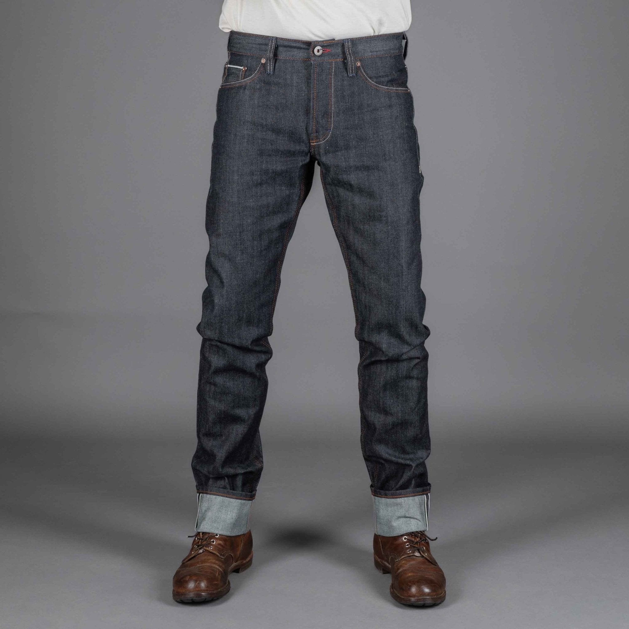 Pantalon en jean à manches bleuesPantalon en jean à manches bleues extra-étroit - Selvage blanc 12.5 ozPantalonBritish Parts Luzern