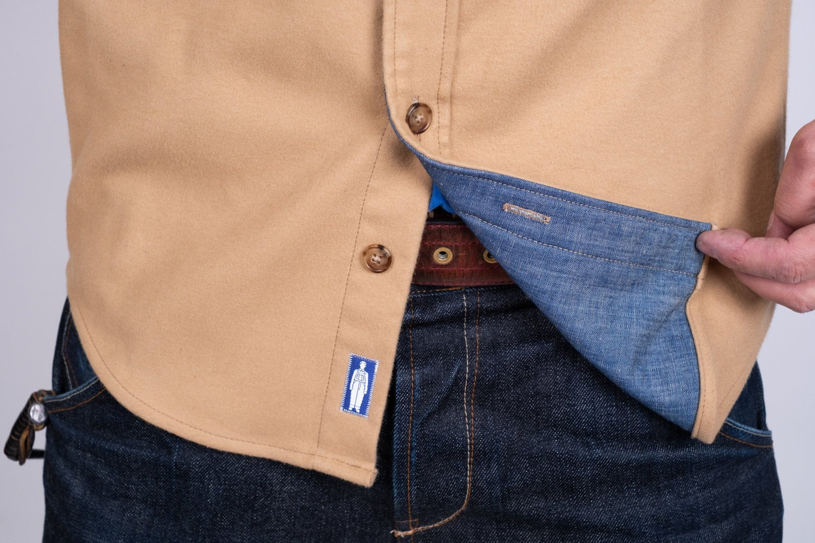 Chemise bleuePantalon en jeanChemise droite Moleskin BeigeChemiseBritish Parts Lucerne