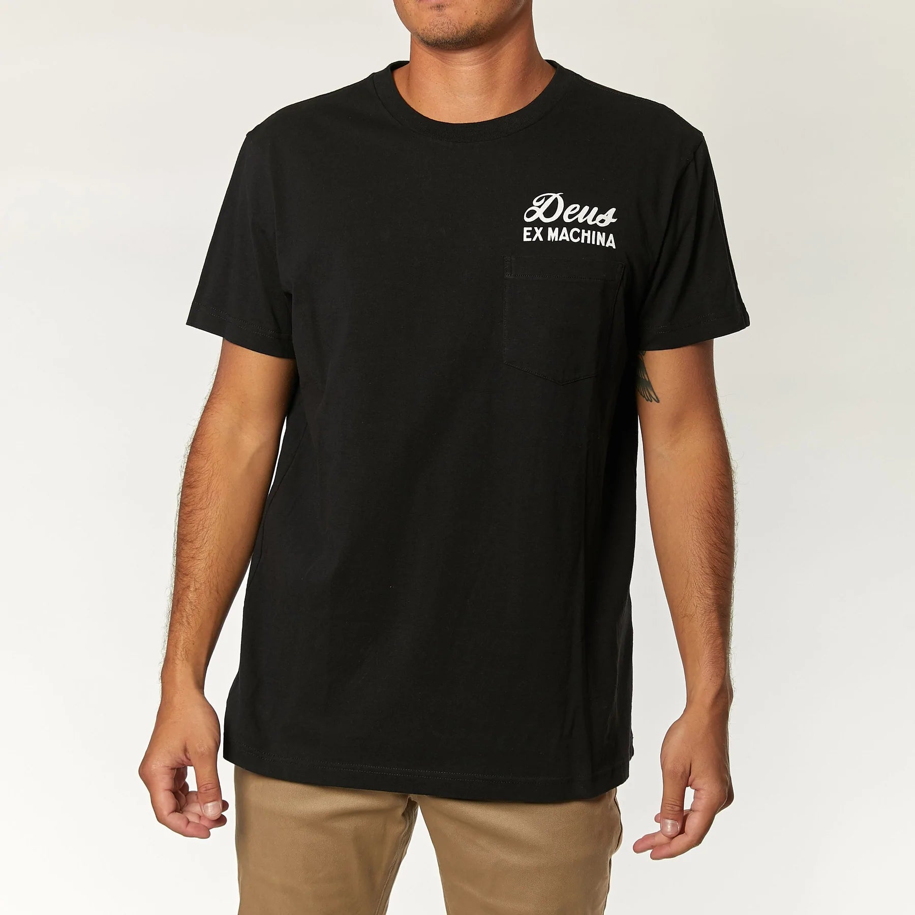 Deus Ex MachinaVenice Address Pocket T-shirt noirT-shirtBritish Parts Luzern