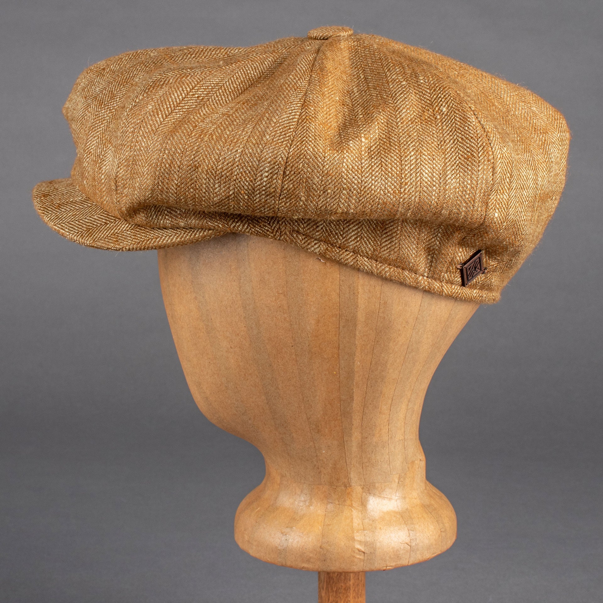 Diefenthal & Sohn1905 Big Boy Wooden BarkBonnetBritish Parts Luzern