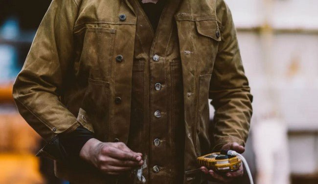 FilsonOil Tin Cloth VestGiletsBritish Parts Luzern