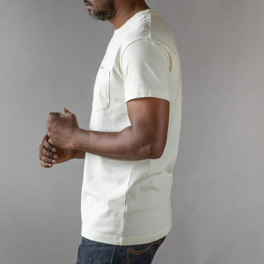 IndigoferaWilson Pocket Tee en Cocatoo blancT-shirtBritish Parts Luzern