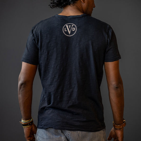 Johnson MotorsVelo Engine T-Shirt en Vintage BlackT-ShirtBritish Parts Luzern