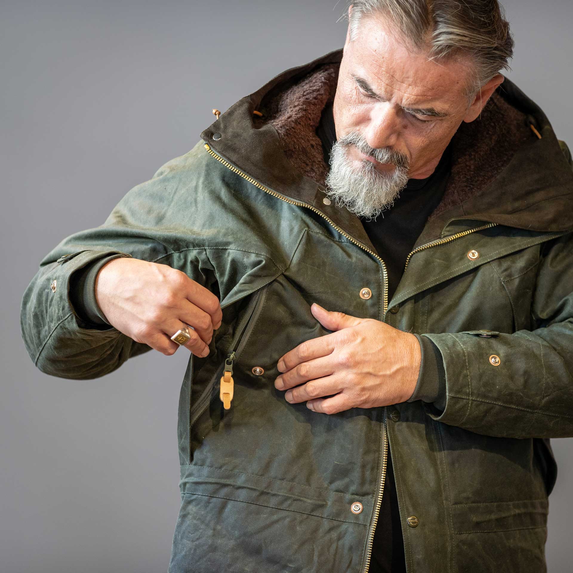 Manifattura CeccarelliMountain Jacket 7003 - WX Dark Green (Fleece Lining)VestesBritish Parts Luzern
