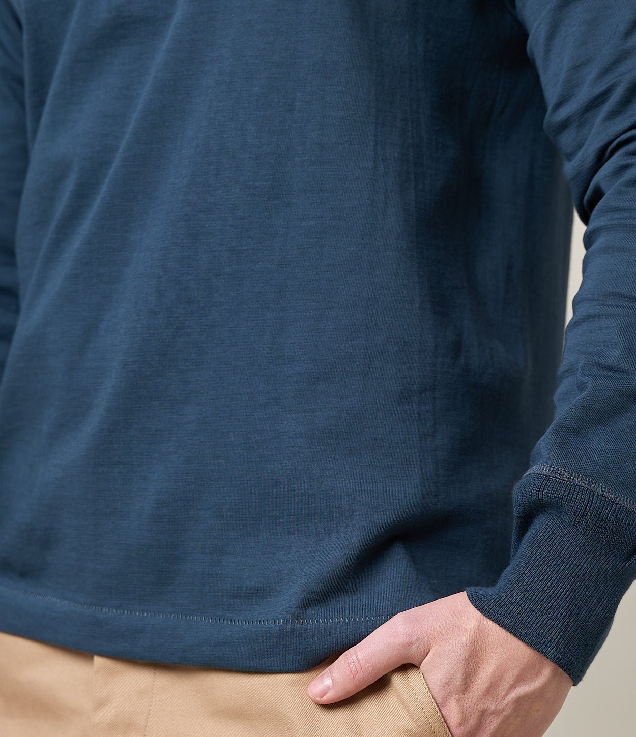 Merz b. Schwanen206 Chemise à col boutonné mineral blueHenleyBritish Parts Luzern