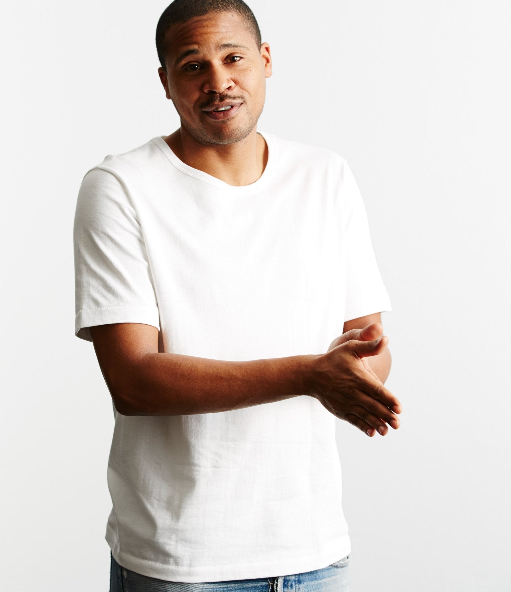 Merz b. SchwanenT-shirt classique à col rond 215 blancT-shirtBritish Parts Luzern