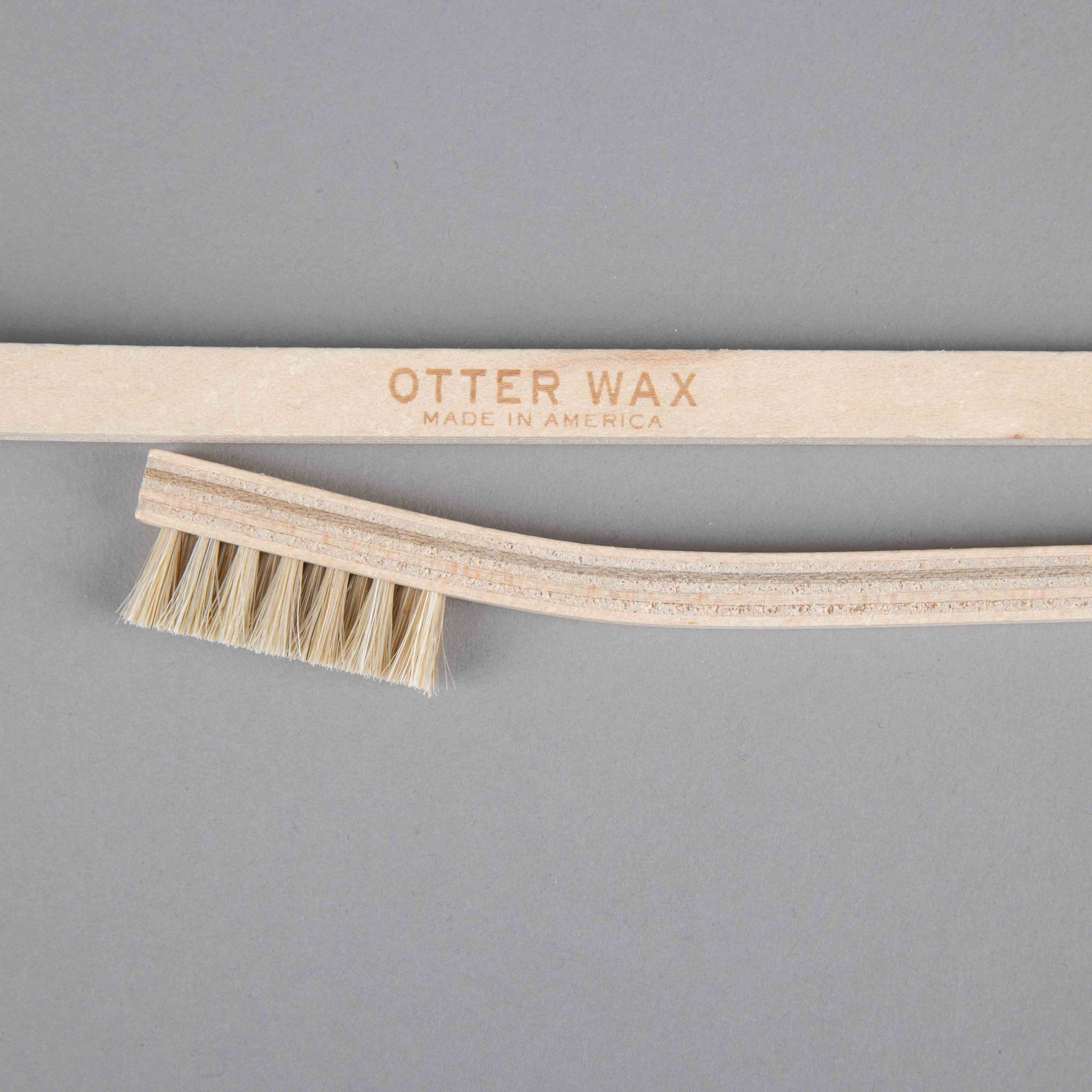 Otter WaxBrosse à reluire en crin de chevalBritish Parts Luzern