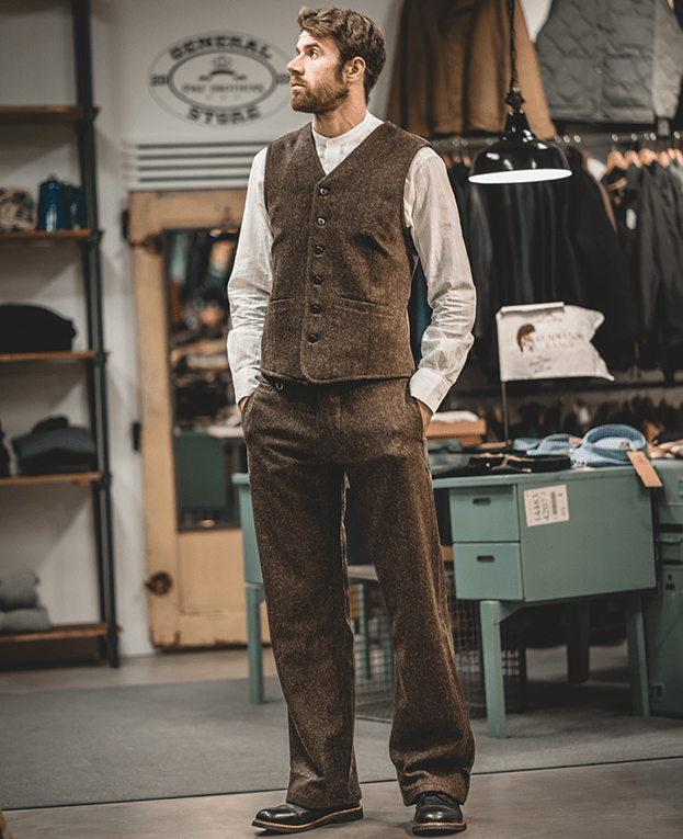 Pike Brothers1905 Hauler Vest Upland BrownGiletsBritish Parts Luzern