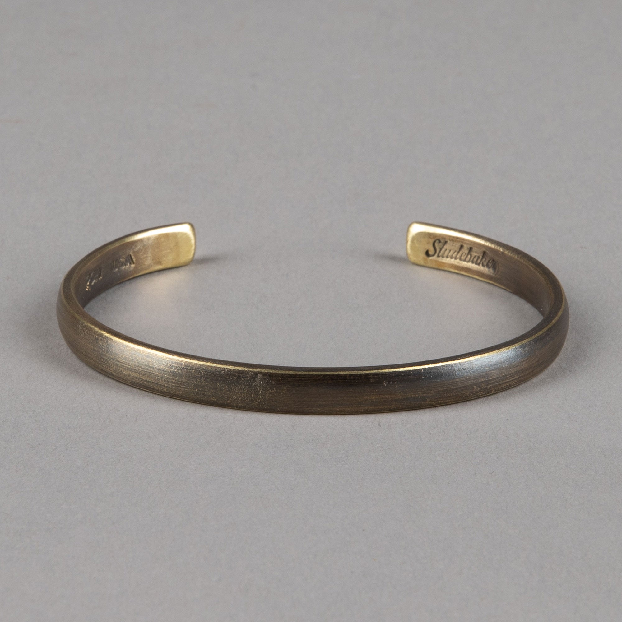 Studebaker Metals "Lodge" Cuff - Bracelet en laitonBritish Parts Luzern