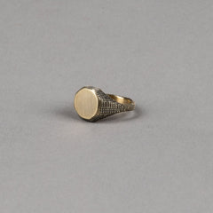 Studebaker MetalsOtto Signet Ring - Bague en laitonBritish Parts Luzern