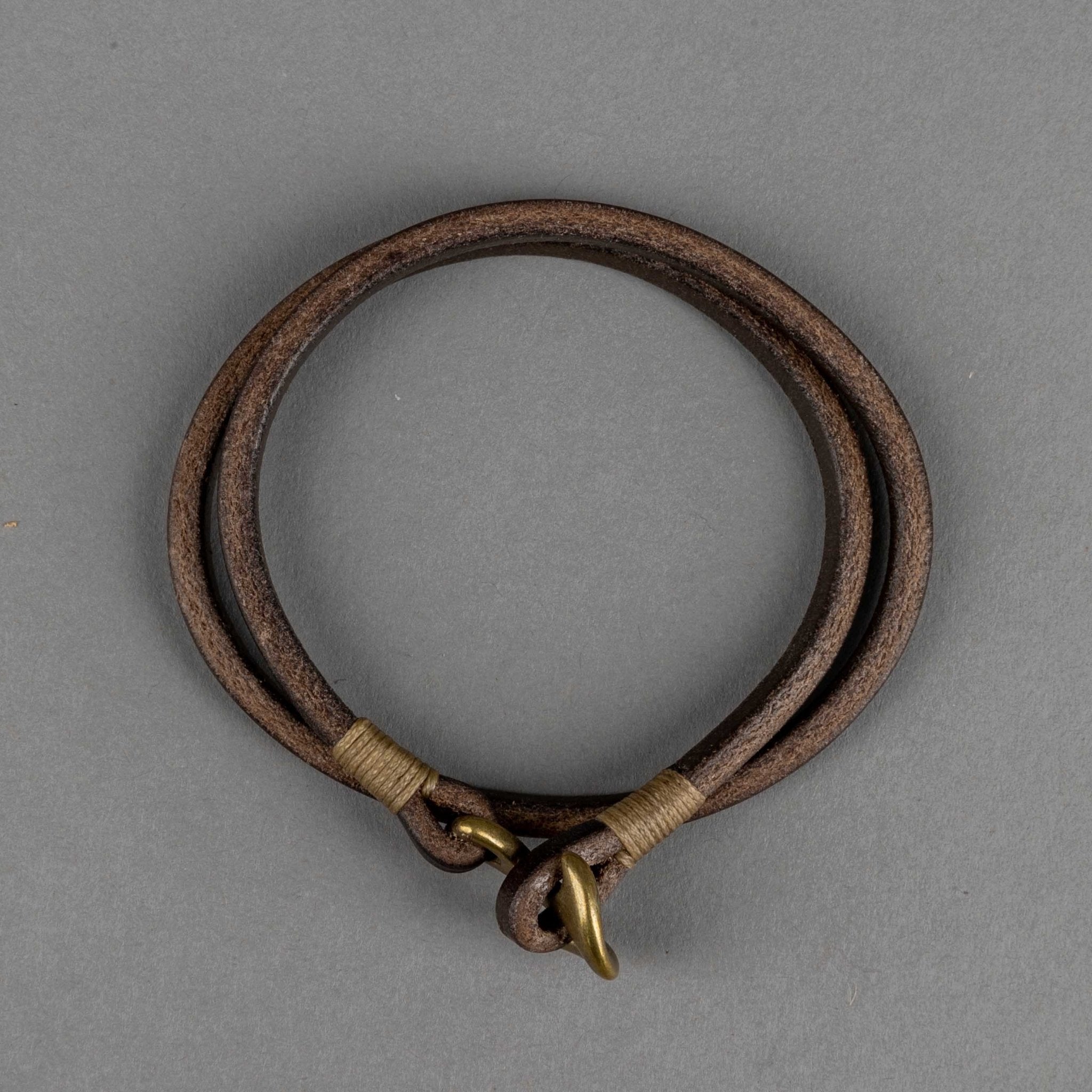 Timeless LeatherBracelet enrouleur brunBritish Parts Luzern