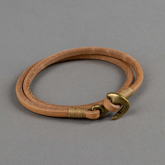 Bracelet enroulé en cuir intemporel, pièces naturelles britanniques, Lucerne