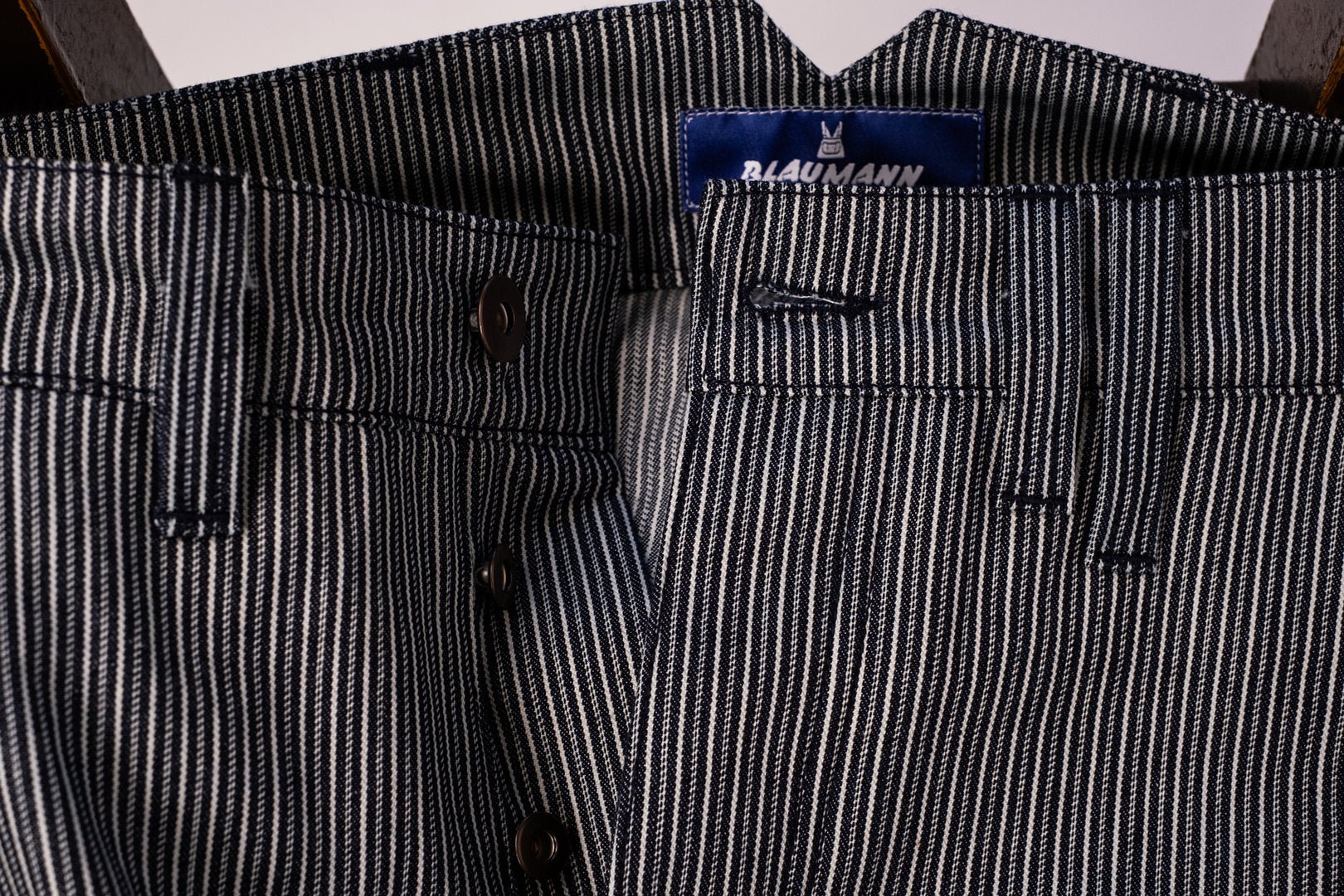 Pantalon en jean à manches bleuesPantalon de plage rayé - légerPantalonsBritish Parts Luzern