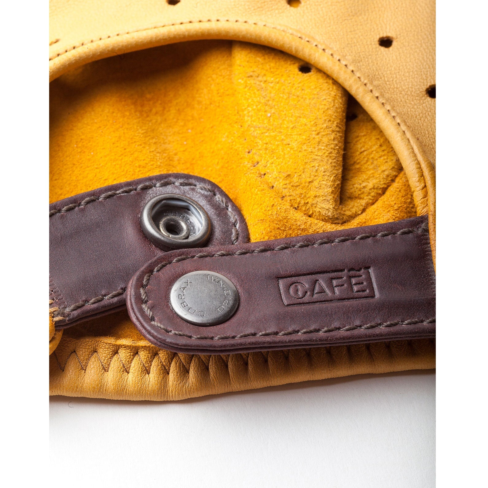 Cafe LeatherTriton Gants de voiture en CreamGants de voitureBritish Parts Luzern