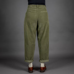 Captain SantorsPantalon femme W3302 CP 405 Military GreenPantalon femmeBritish Parts Luzern