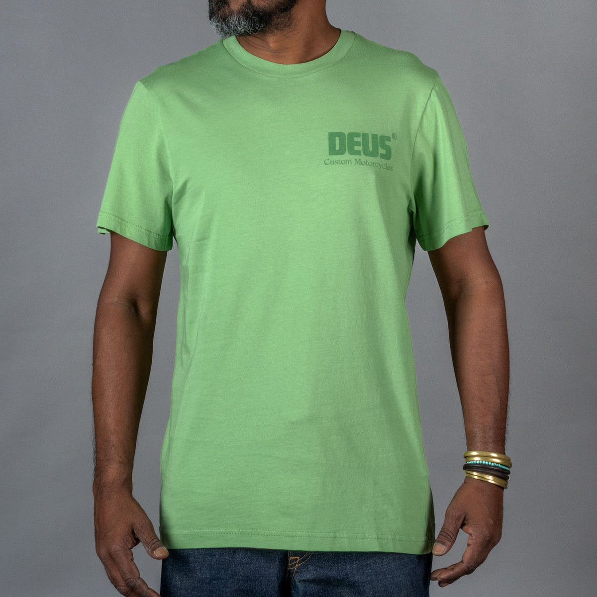 Deus Ex MachinaDrop Down T-shirt vertT-shirtBritish Parts Luzern