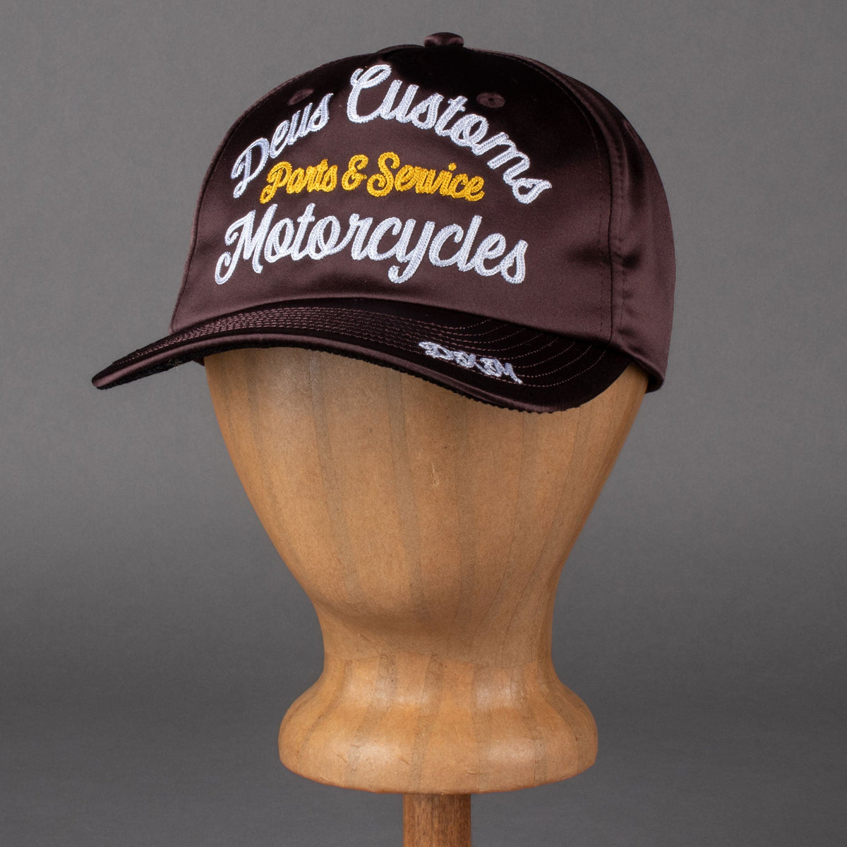 Deus Ex MachinaIota Trucker Cap Choc PlumCasquetteBritish Parts Luzern