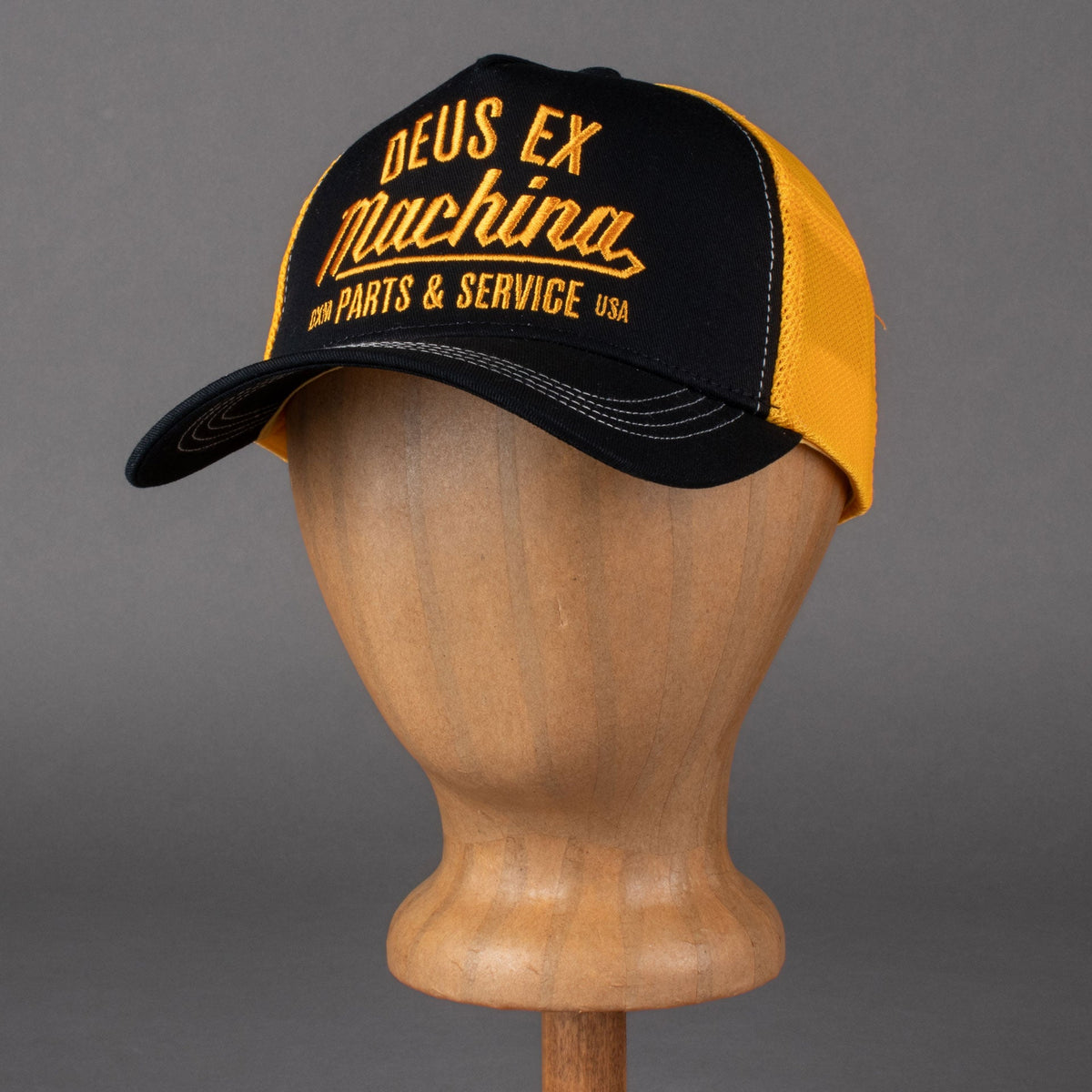 Deus Ex MachinaOverbite Trucker Cap Mechanic BlackCasquetteBritish Parts Luzern