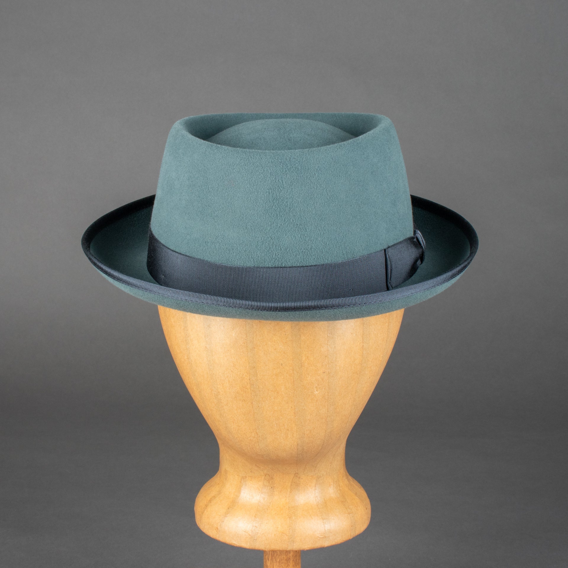 Diefenthal & Sohn1940 Pork Pie ErzHutBritish Parts Luzern