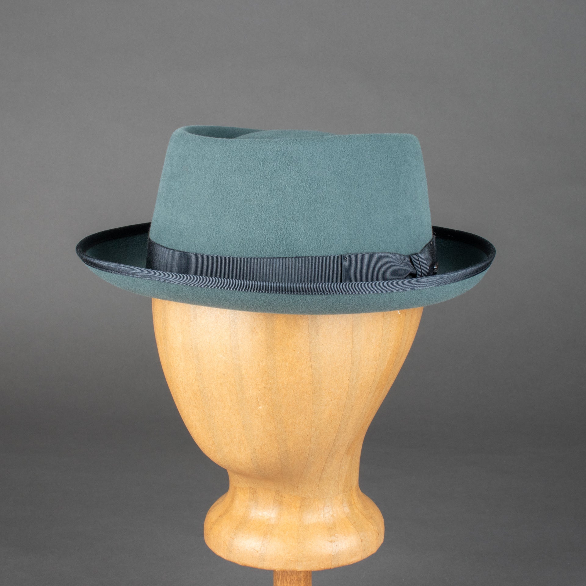 Diefenthal & Sohn1940 Pork Pie ErzHutBritish Parts Luzern