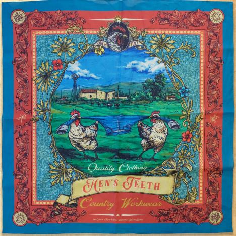 Hen's TeethTug BandanaFoulardBritish Parts Lucerne