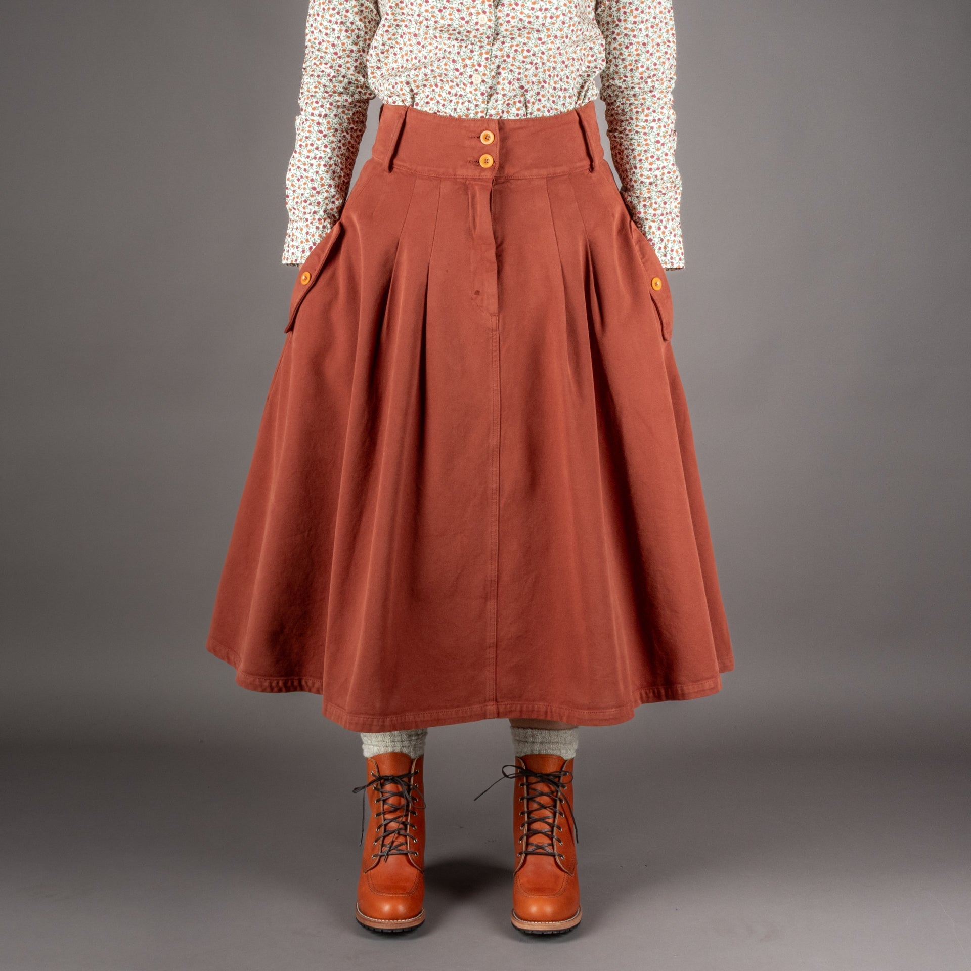 Hen's TeethWomens Skirt Canvas Brick RedRockBritish Parts Luzern