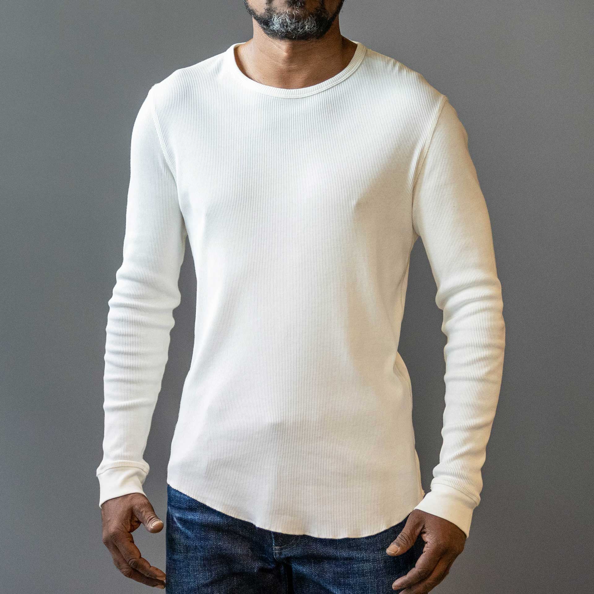 IndigoferaClyde Chemise à manches longues à côtes en cocatoo blancHenleyBritish Parts Lucerne