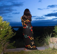 IndigoferaCouverture en laine KabusaCouverturesBritish Parts Lucerne