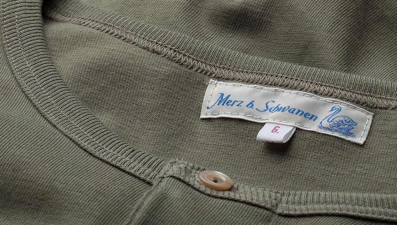 Merz b. Schwanen206 Chemise à col boutonné olive (Army)HenleyBritish Parts Luzern