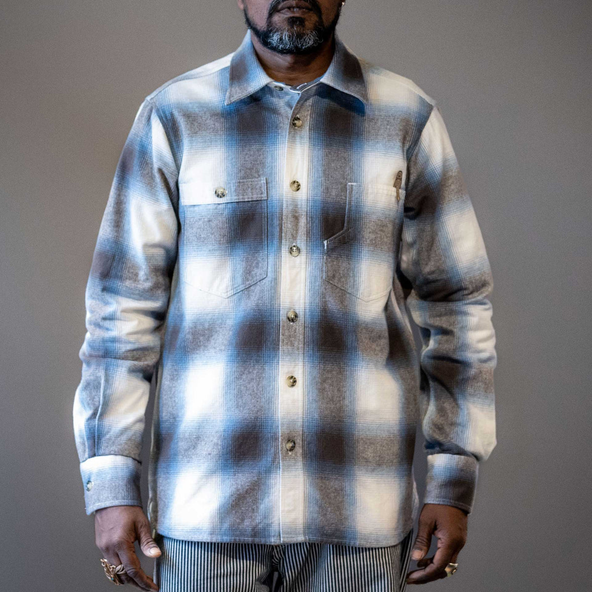 Pike Brothers1937 Roamer Shirt Danville BlueChemiseBritish Parts Luzern