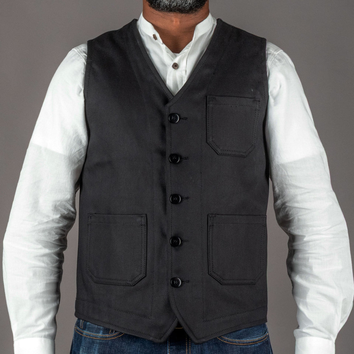 Pike Brothers1937 Roamer Vest Elephant Skin BlackGiletsBritish Parts Luzern