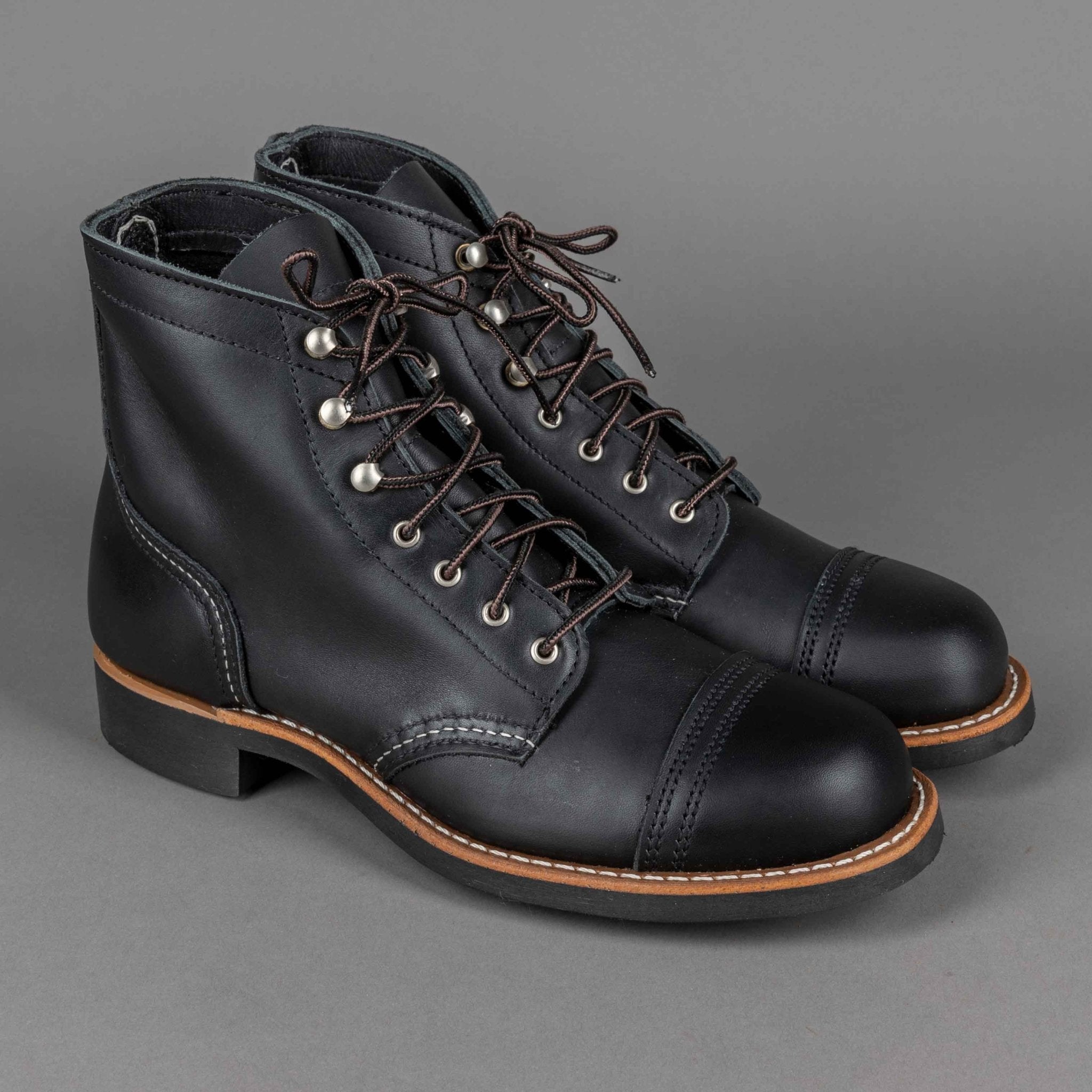 Red Wing ShoesIron Ranger 3366 Black Boundary Chaussures pour femmesChaussures British Parts Lucerne