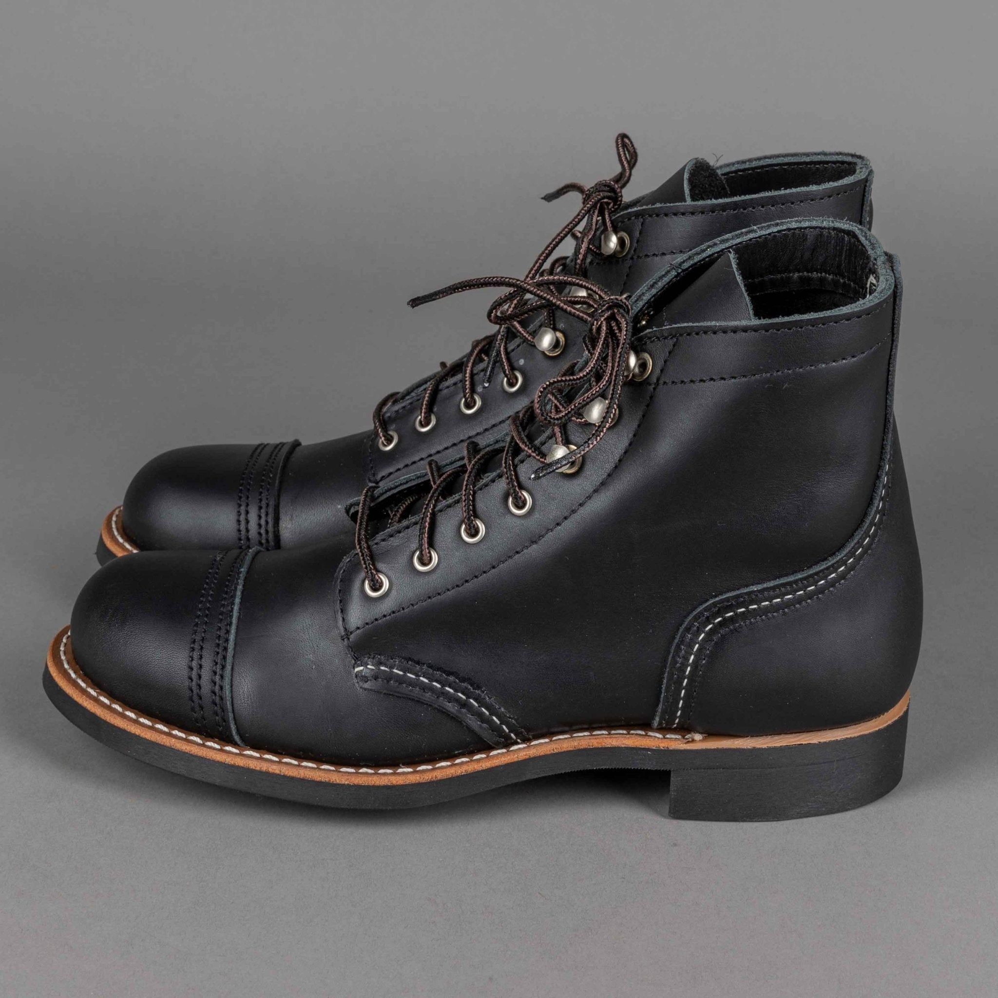 Red Wing ShoesIron Ranger 3366 Black Boundary Chaussures pour femmesChaussures British Parts Lucerne