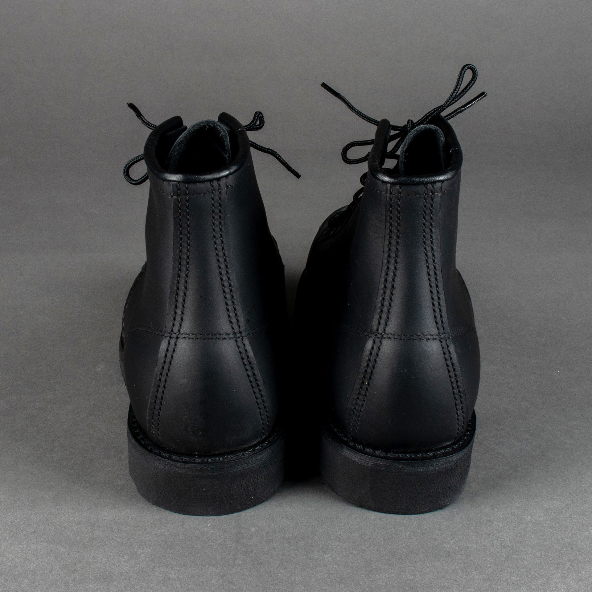 Red Wing ShoesMoc Toe 8074 Noir PrairieChaussures pour hommesBritish Parts Luzern