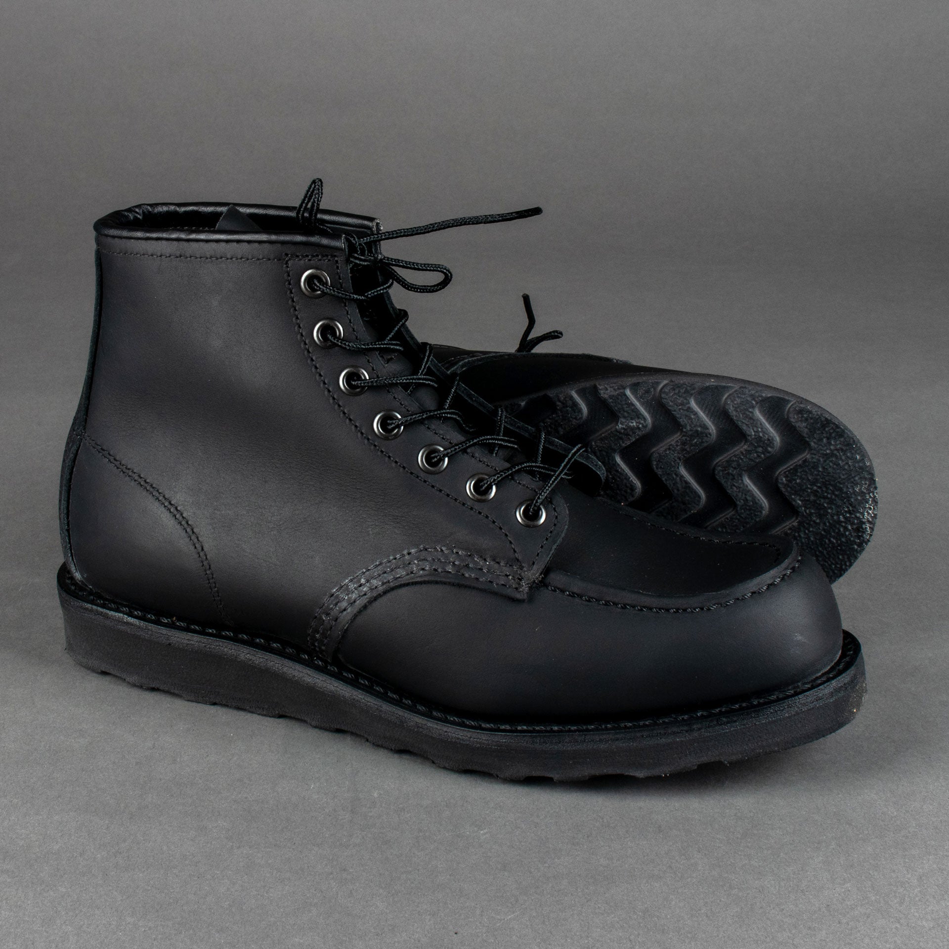 Red Wing ShoesMoc Toe 8074 Noir PrairieChaussures pour hommesBritish Parts Luzern