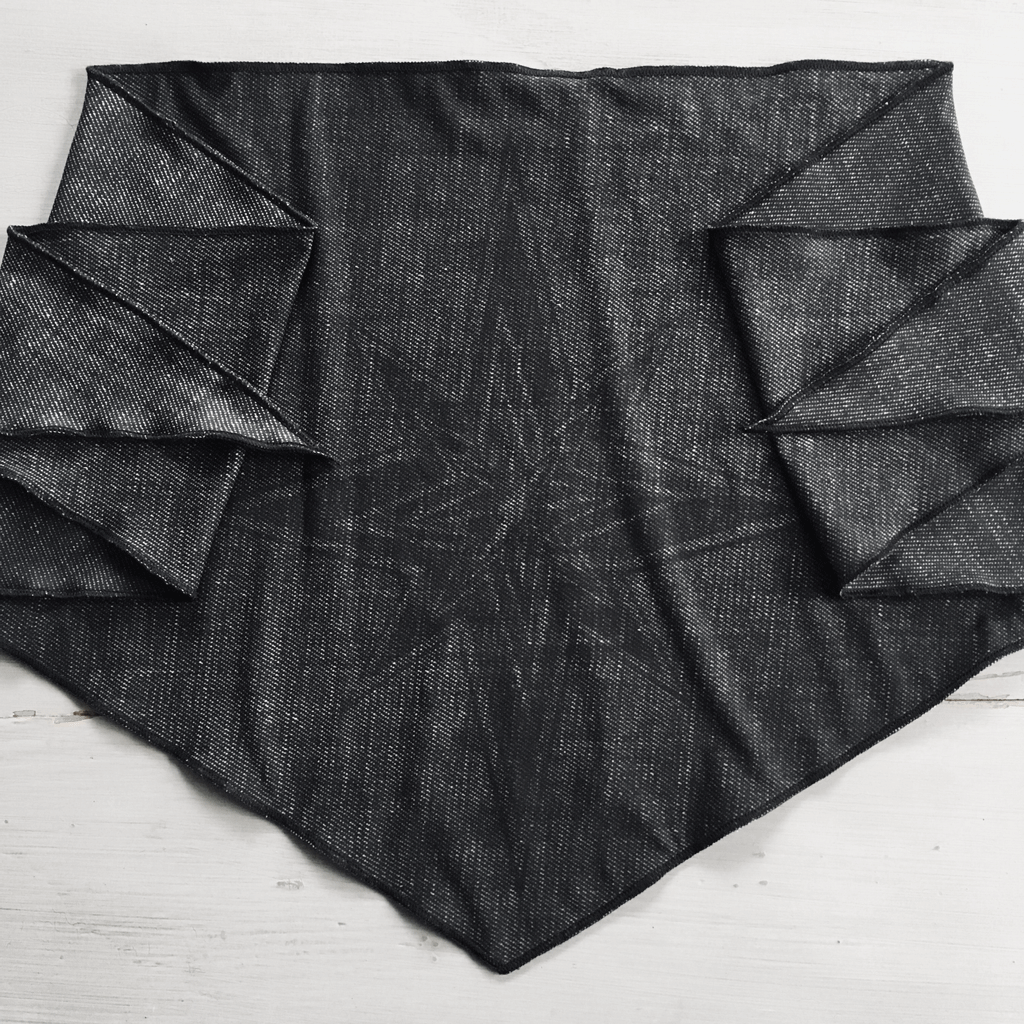 Sunday SpeedshopEcharpe Grizzly NoirBritish Parts Lucerne