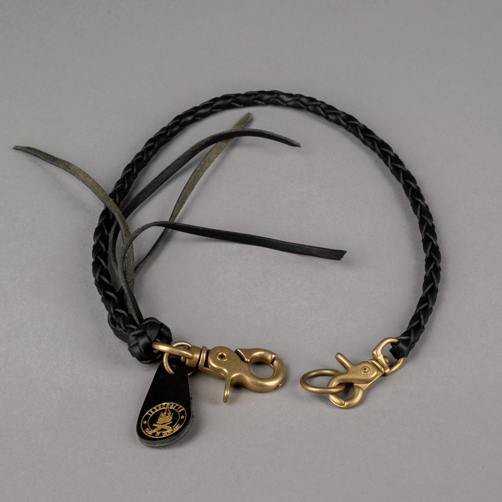 TexucraftsPortefeuille tressé en noirWalletchainBritish Parts Luzern