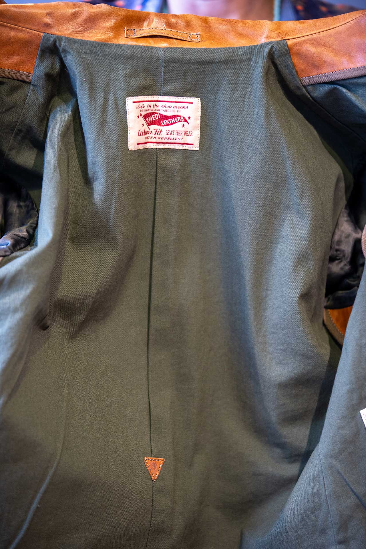 Thedi LeathersMTC - 127913 Veste en cuir de buffle CognacJackenBritish Parts Luzern