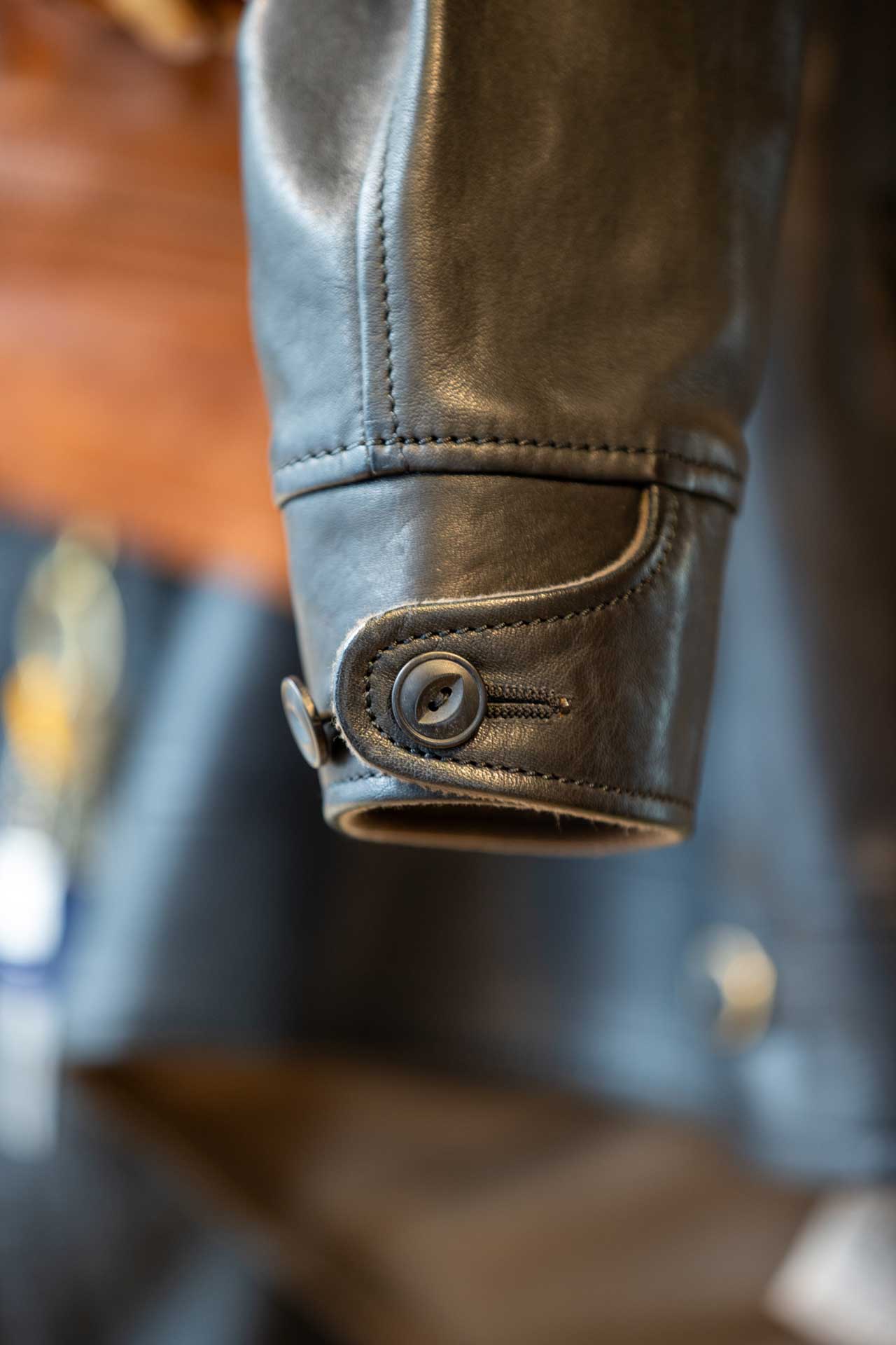 Thedi LeathersMTC - 127913 Veste en cuir de cheval noirVestesBritish Parts Lucerne